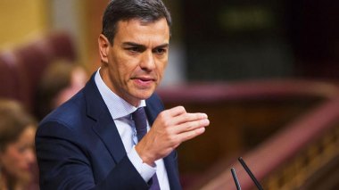 Sanchez Accuses The Main Opposition Party “PP” of Supporting Algeria