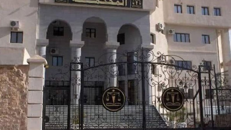 عاق يحرق منزل والدته لأنها تزوجت في سكيكدة