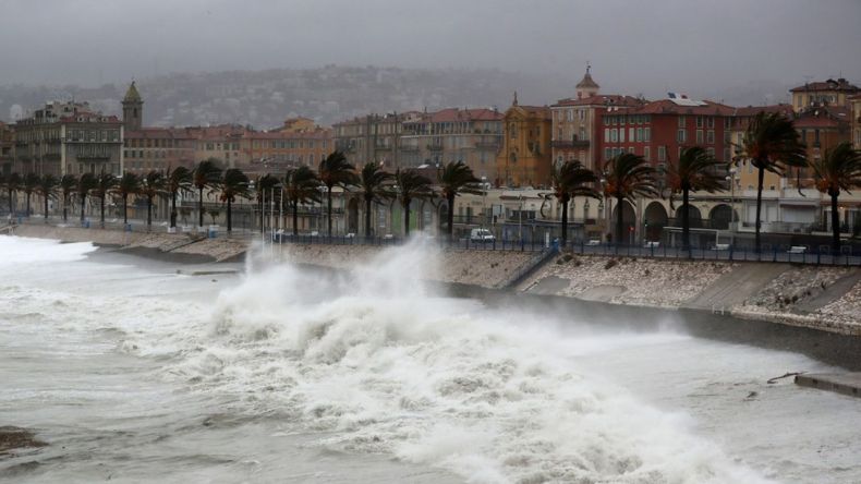 Alerte: Un risque “très élevé” de tsunami en Méditerranée