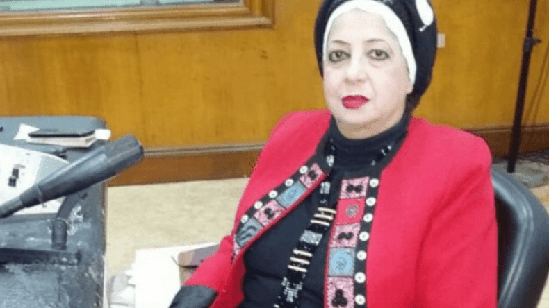 مذيعة مصرية توثق لحظة الاعتداء عليها من طرف مديرها