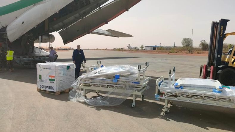 بن بوزيد بالنيجر لمرافقة مساعدات طبية لنيامي