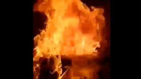 فيديو مروع لشاب مصري يحرق نفسه.. ما حقيقة ذلك؟