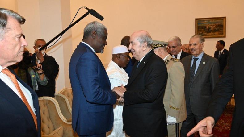 بالصور.. الرئيس تبون يستقبل ضيوف الجزائر في ستينية الاستقلال