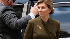 السيدة الأولى لأوكرانيا بالزي العسكري في واشنطن