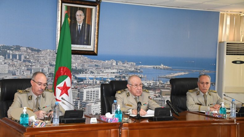 تنصيب اللواء جمال كحّال مديرا للأمن الداخلي واللواء عبد الغني راشدي مديرا للأمن الخارجي