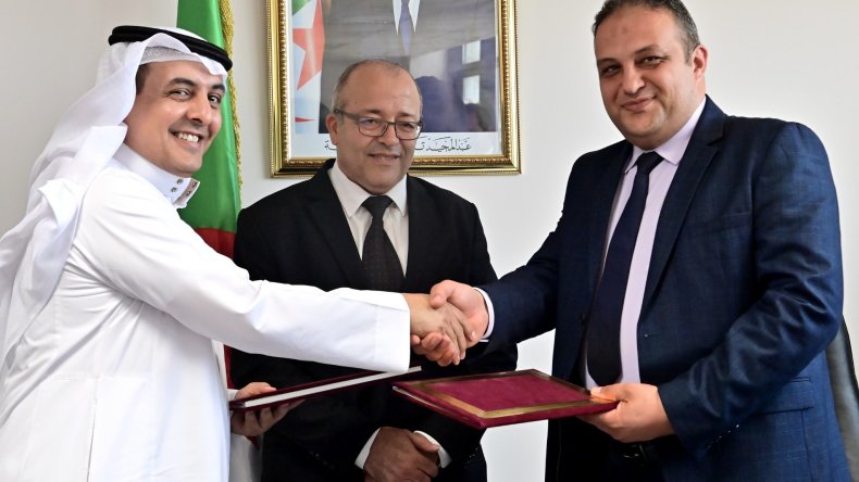 توقيع بروتوكول اتفاق بين مؤسسة البث الإذاعي والتلفزي ومؤسسة عربسات