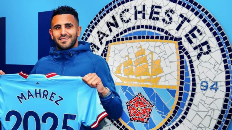 محرز باق في السيتي إلى غاية 2025