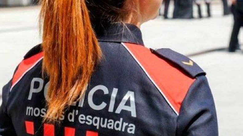 المحكمة الاسبانية تنصف الشرطيات قصيرات القامة