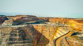 عملاق الحديد النائم منعرج اقتصاد الجزائر