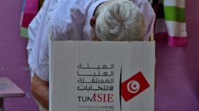 التلفزيون التونسي: 92 بالمائة من الناخبين صوتوا بـ “نعم” لصالح الدستور