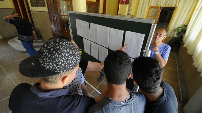 16 ثانوية بنسب نجاح فوق 90 بالمائة في البكالوريا
