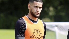 آدم زرقان عاش أجمل 90 دقيقة في حياته الاحترافية