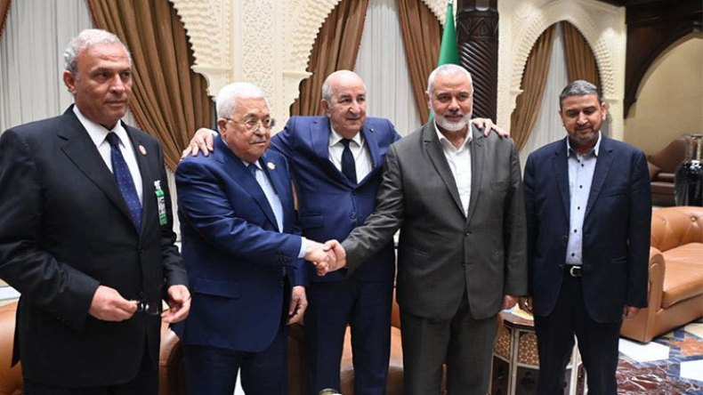 الجزائر توحّد الفلسطينيين