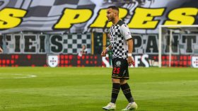 5 أندية تُريد جلب حماش