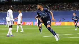 محرز يقترب من هذا القرار