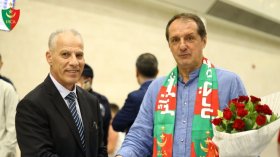 في البطولة الوطنية.. شراء اللاعبين يسبق التعاقد مع المدرب الجديد!