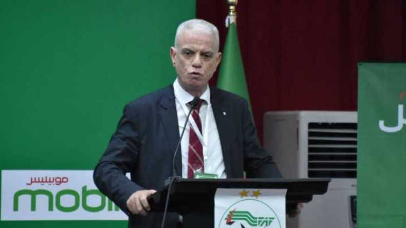 “زفيزف” رئيسا جديدا لِاتحاد الكرة الجزائري