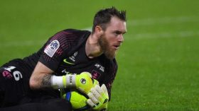 فريق أوروبي يرغب في انتداب أوكيجة