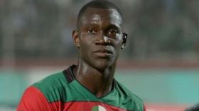 اللاعب السابق لمولودية الجزائر “ديانغ” في طريقه للنصر السعودي