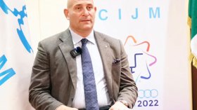 “الألعاب انتهت لكنها بداية وهران رياضيا وسياحيا”