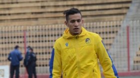 ثاني هدّاف للبطولة الوطنية في طريقه إلى مزاملة زرقان