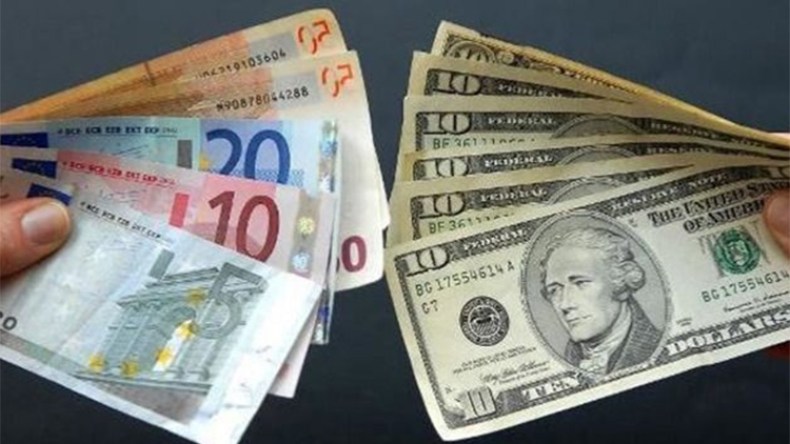 الأورو والدولار يتعادلان في “السكوار”!