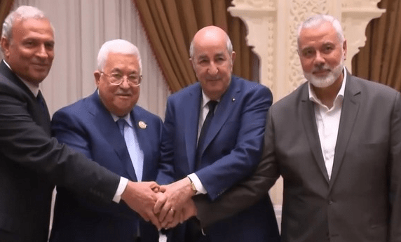 Le Président Tebboune réunit a Alger le Président Mahmoud Abbas et Ismaïl Haniyeh