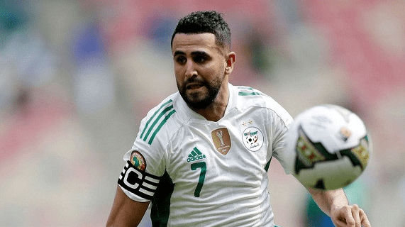 CAF Awards 2022: Riyad Mahrez dans la liste restreinte des nominés