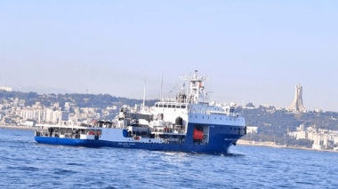 Un détachement de navires de guerre de la marine russe accoste au port d’Alger