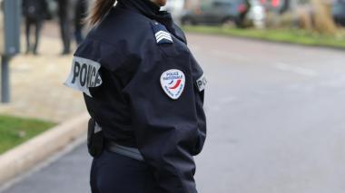 Une jeune policière de 28 ans tente de se suicider