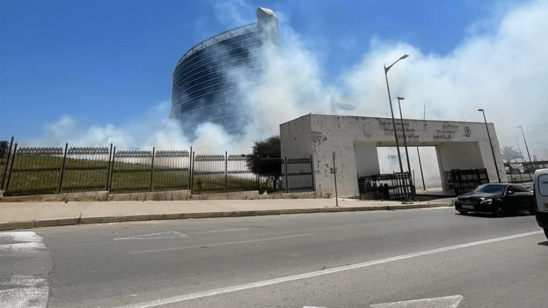 الشماريخ تلغي احتفالات التخرج الجامعي