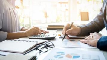 الإدارة الجزائرية… إنجازات حضارية وتطلعات استشرافية