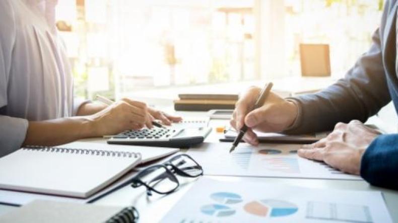 الإدارة الجزائرية… إنجازات حضارية وتطلعات استشرافية