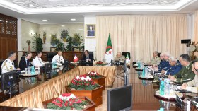 الفريق أول شنقريحة يستقبل وزير الجيوش الفرنسية