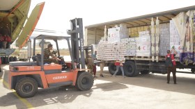 الجزائر ترسل مساعدات إنسانية إلى موريتانيا