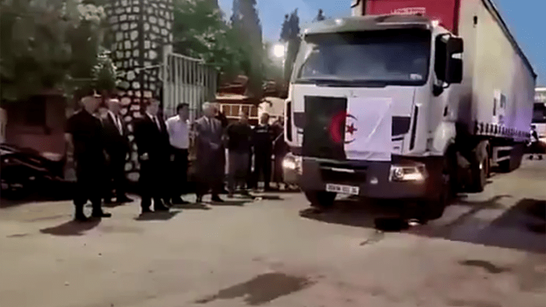 صناديق مالية وقوافل وشاحنات لإغاثة الشرق