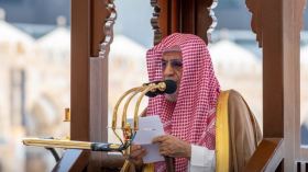 طالبوا بعزله.. مغردون صهاينة يشنون هجوما على إمام المسجد الحرام