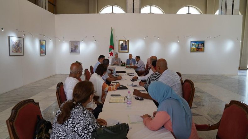 وزيرة الثقافة تلتقي أعضاء المجلس الوطني للفنون والآداب