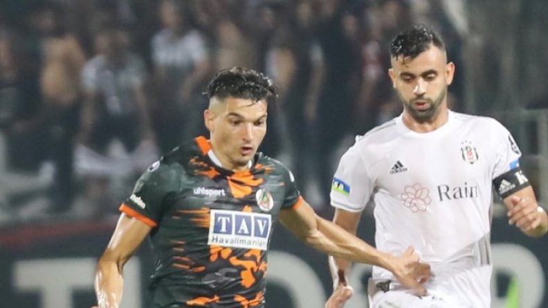 بِالفيديو: غزال يُبدع وفرحات صامت