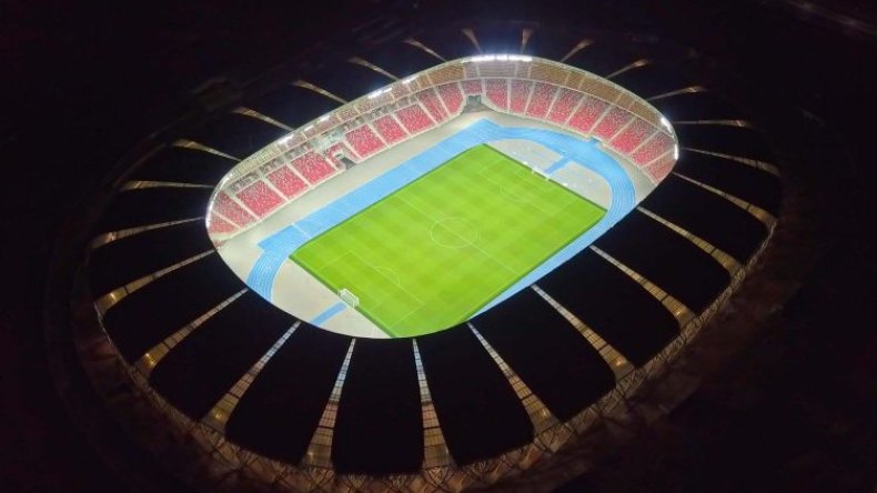 الرئيس تبون: ملاعب عالمية في بشار وورقلة.. قريبا