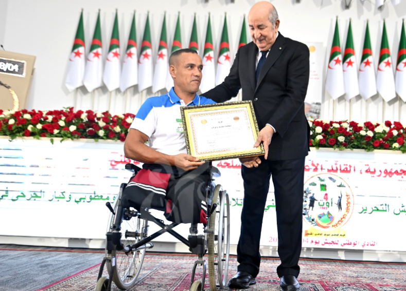 Le Président Tebboune préside une cérémonie a l’occasion de la Journée nationale de l’ANP