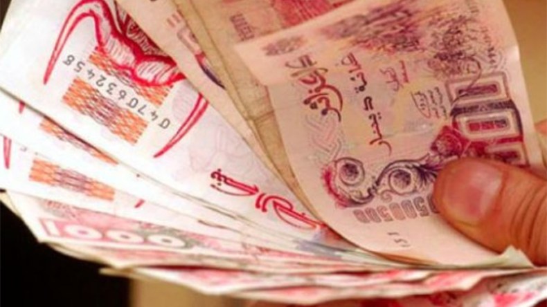 المكفوفون… نحن أولى بمنحة البطالة