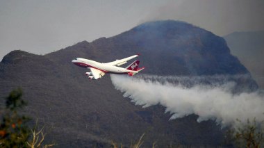 DG des Forêts: l’Algérie fait l’acquisition de deux bombardiers d’eau
