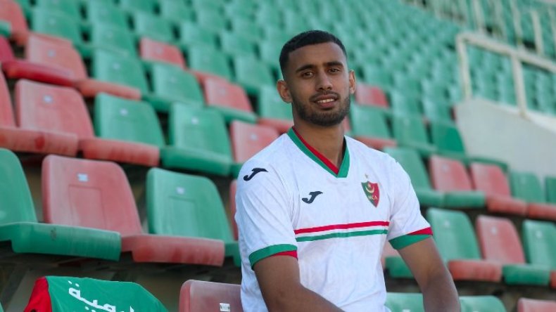 المولودية تجلب لاعبا دوليا