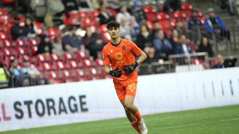 جزائري يخطف الأضواء في الدوري الكندي