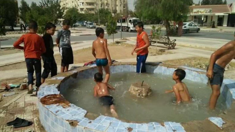 هكذا يقضي أطفال القرى عطلة الصيف في عز العزلة والحر والفقر