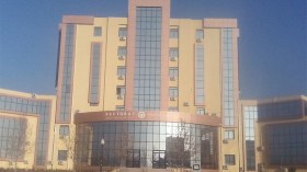 نقابة “الأساتذة المتضامنين” تطالب بن زيان بالتدخل