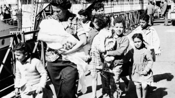 “لأنهم سيطويان”