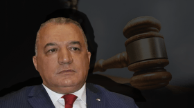 رفع عقوبة الوزير خاوة ومصادرة أملاكه وحساباته