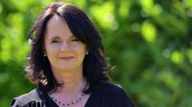  ” دومينوز بيتزا” تقدم تعويضا لامرأة لأنها سألتها عن عمرها